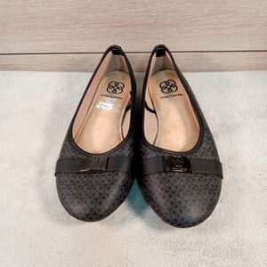Daisy Fuentes Patterned Black Slip-on Women's Flats Shoes Size 7.5